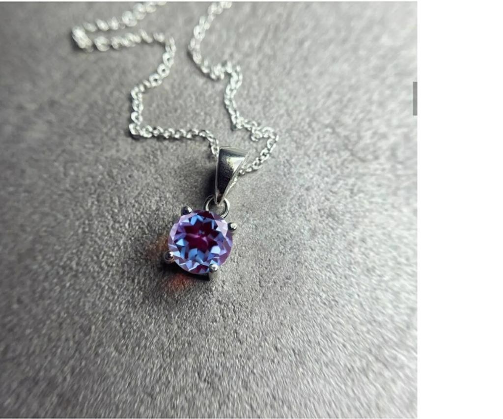Natural 17.15 CT Color Change Alexandrite Certified Gemstone Pendant 925 Silver