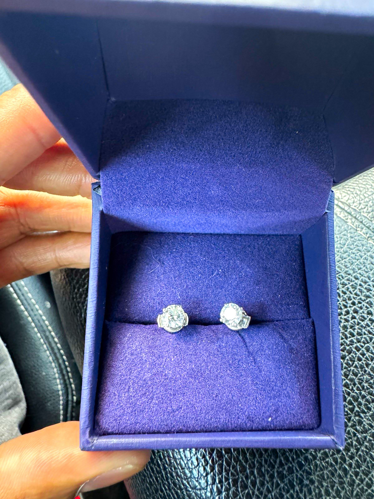 14k White Gold IGI Lab-Grown Round Diamond Stud Earrings 1.00ctw F-G VVS2-SI1