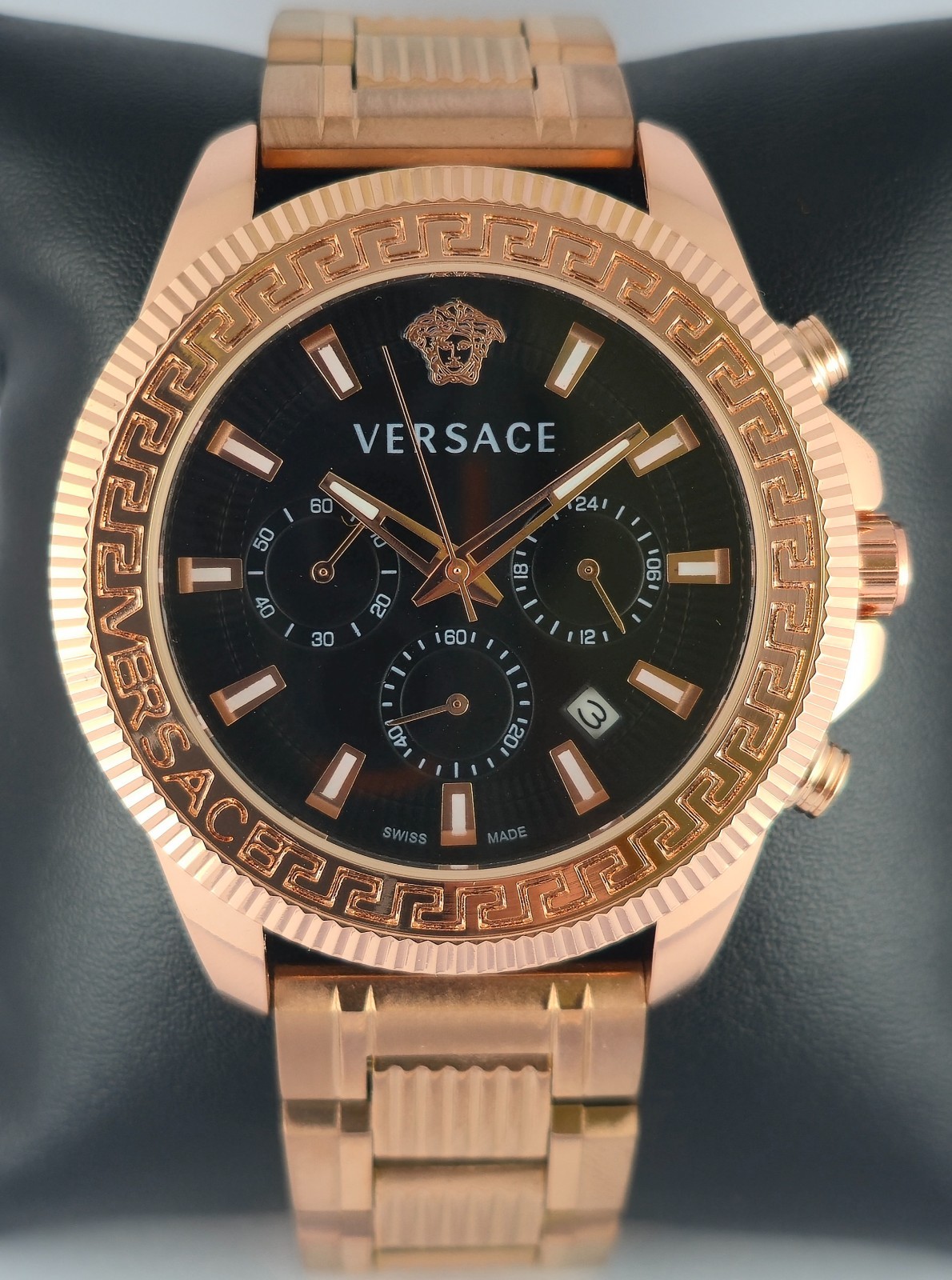 Working Versace Chronograph Black Dial with Date Men’s Wristwatch Steel Band
