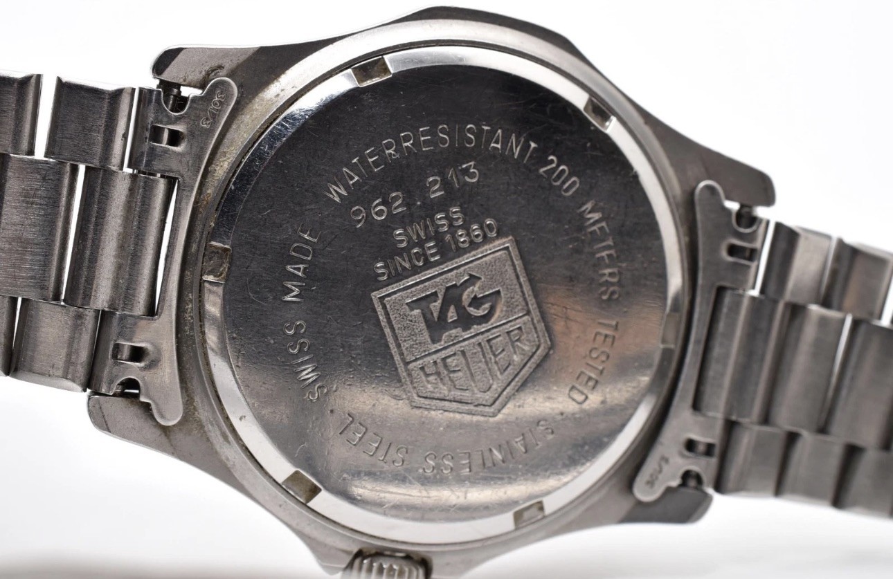 TAG Heuer 962.213 Professional 2000 34mm Silver Dial Quartz Mens Watch