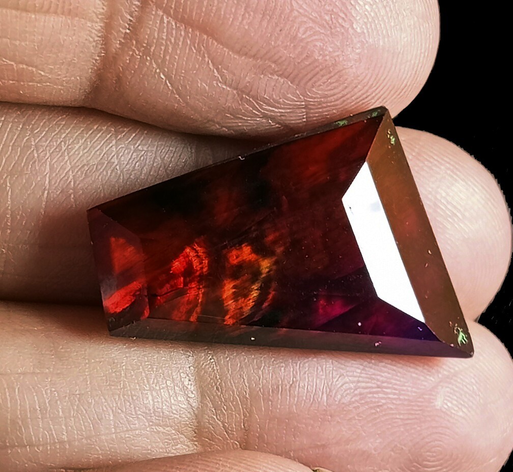 Ammolite 16-18 Ct Opal-Like Organic Natural Doublet Loose Gemstone EGL Certified
