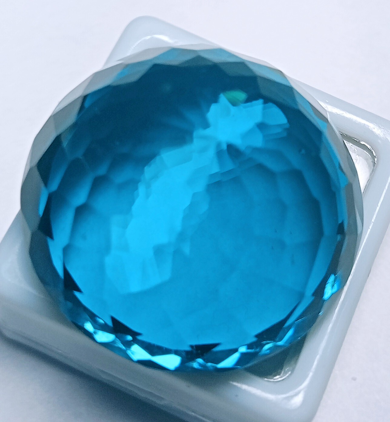 77.40 Ct Excellent Bluish Green Grandidierite VVS Clean Certified Loose Gemstone