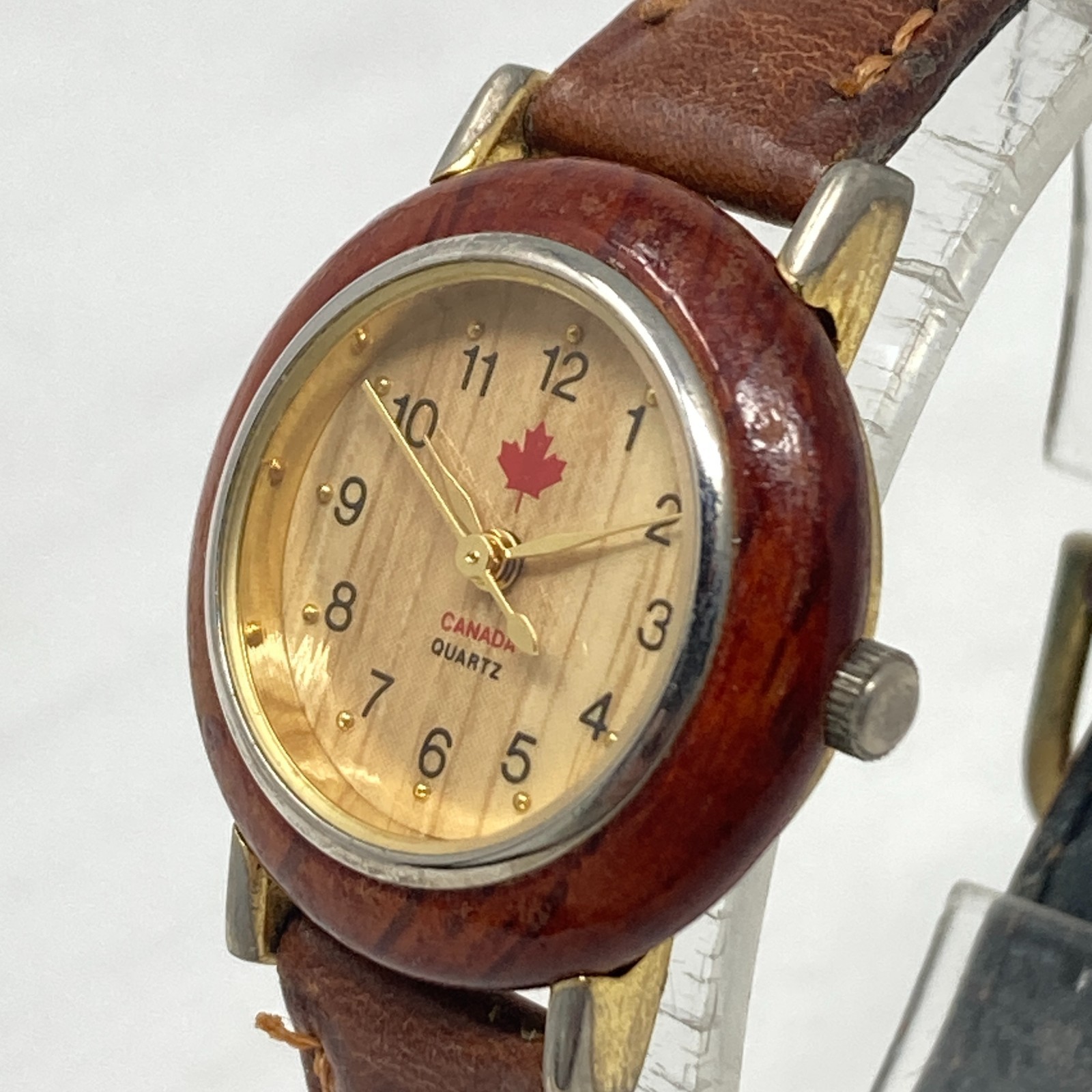 Canada Watch Women 26mm Maple Leaf Wood Leather Band New Battery 7.5″