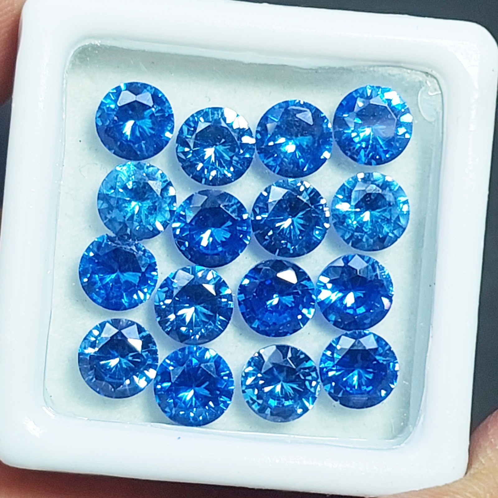 Natural Blue Sapphire 6MM Round 16 Pc Certified Loose Gemstone Parcel