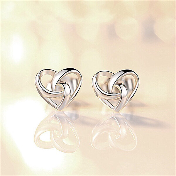 Fashion 925 Sterling Silver Love Heart Stud Earrings
