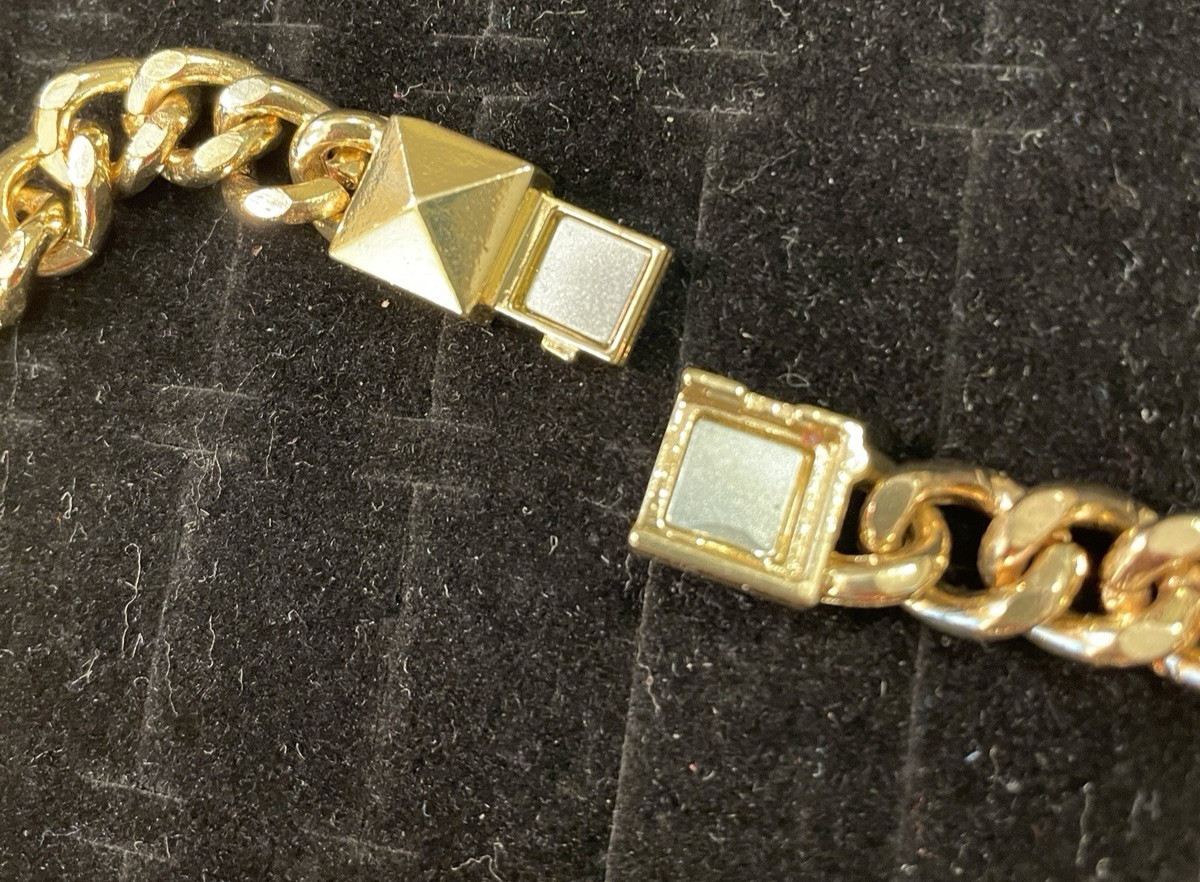 Fallon ? 36″ Heavy Goldplated Chain Necklace Magnetic Closure Cuban Link Style