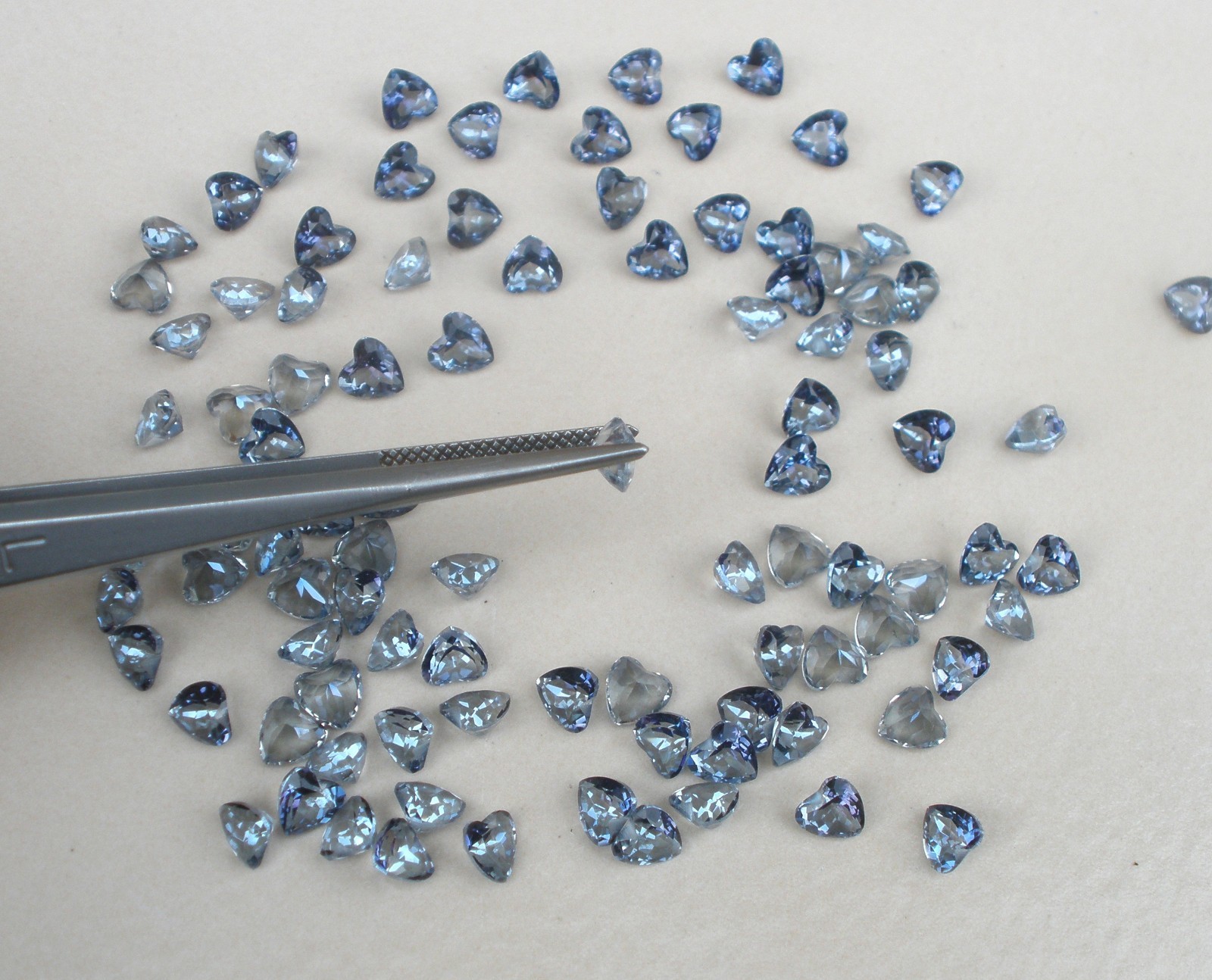 5mm Mystic Blue Quartz Heart Natural Gem