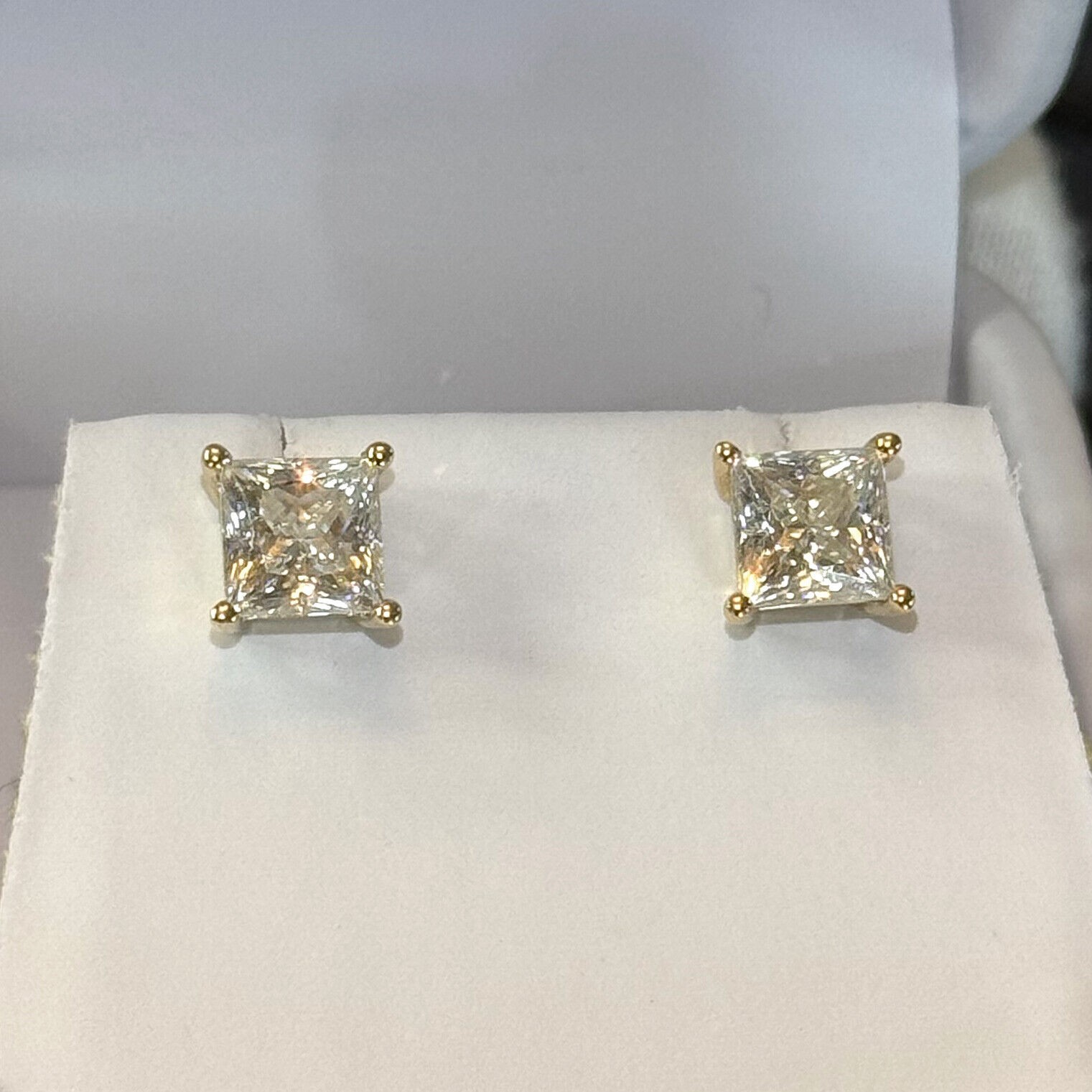 Certified VVS1 Princess Cut Moissanite Stud Earrings – 925 Silver or 14K Gold