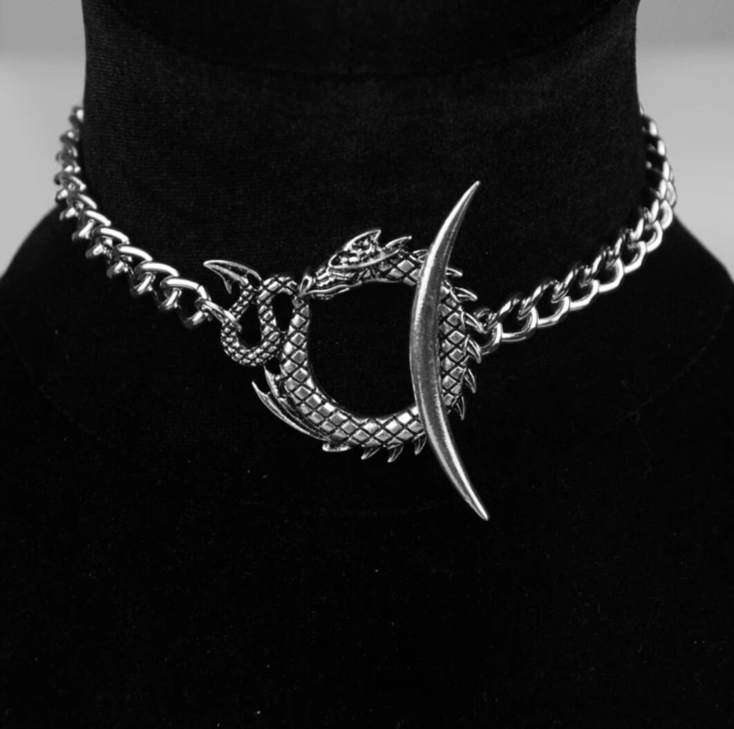 Dragon and Crescent Moon Toggle Alloy Choker 40 cm length (15.7 in)