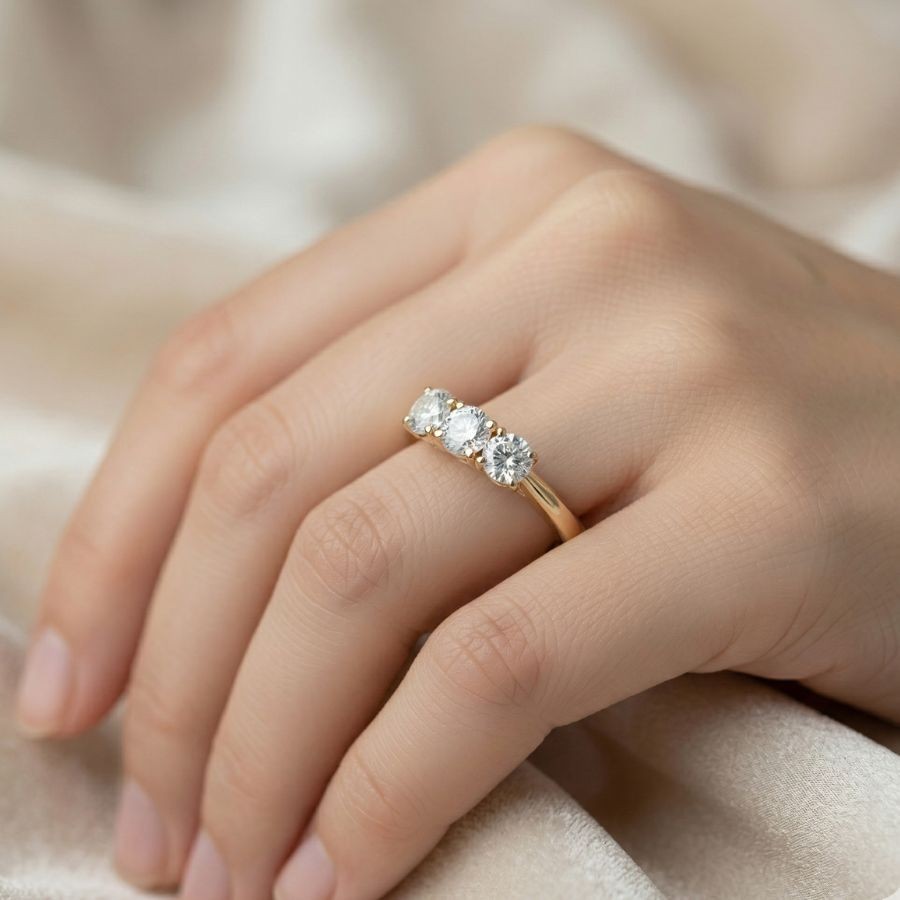 2.70Ct Round-Cut VS1 Lab Grown Diamond Wedding Engagement Ring 14k Yellow Gold