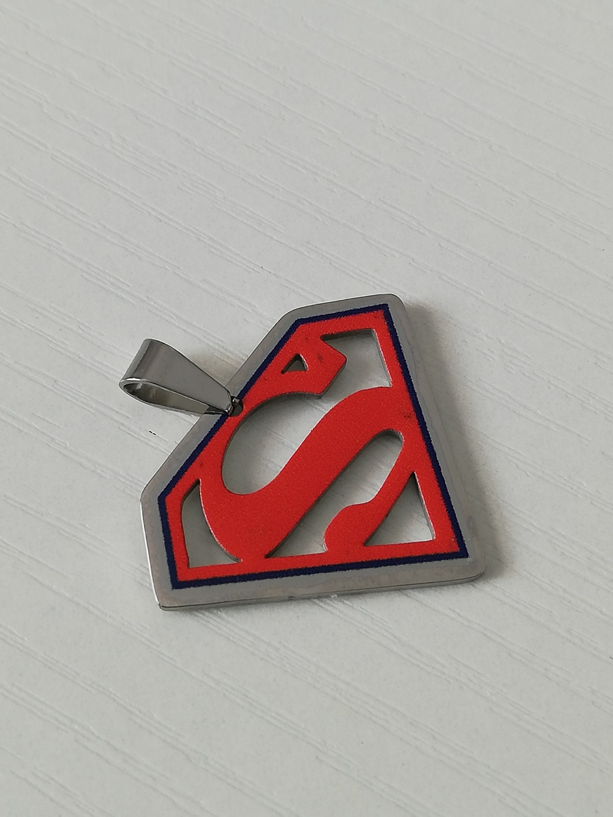 316L Stainless Steel Superman Pendant Necklace Superhero Red Logo New.