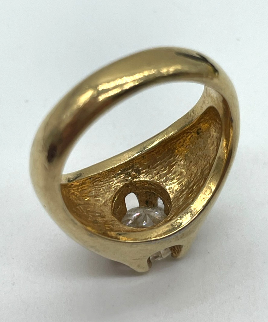 VTG Victorian Style Solitaire Chunky Gold tone Men’s Ring Size 8 statement