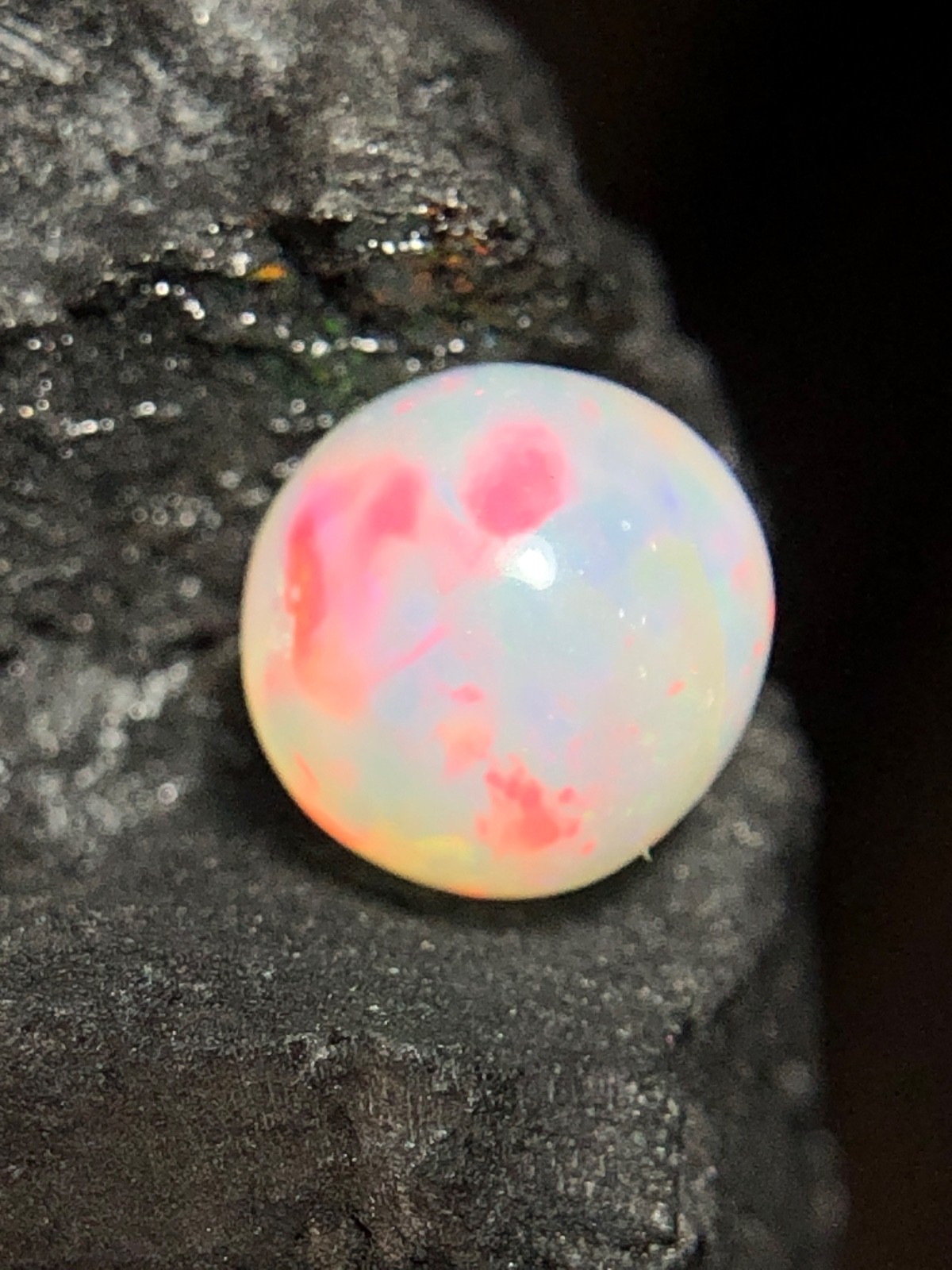 Natural White Ethiopian Opal Sphere, 6 MM 0.90 Ct Rainbow Fire Opal Ball