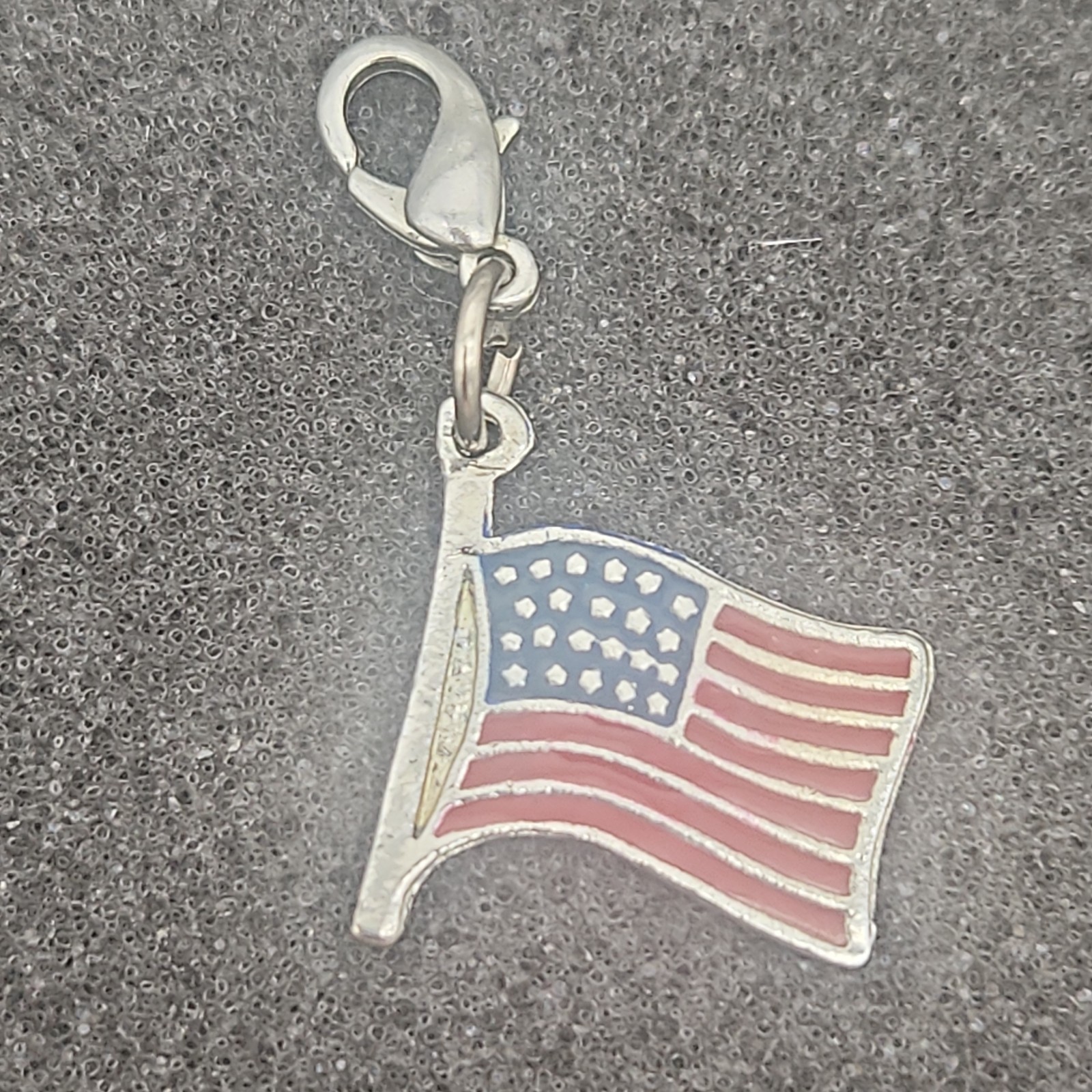 Pendant Silver Color United States US Flag Charm Colored Necklace Lobster Claw