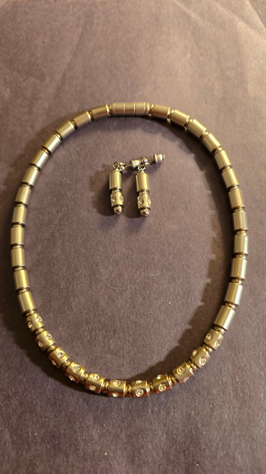 U PICK! NECKLACE SETS W/ EARRINGS( SOME 2 PR!) OR NECKLACES!