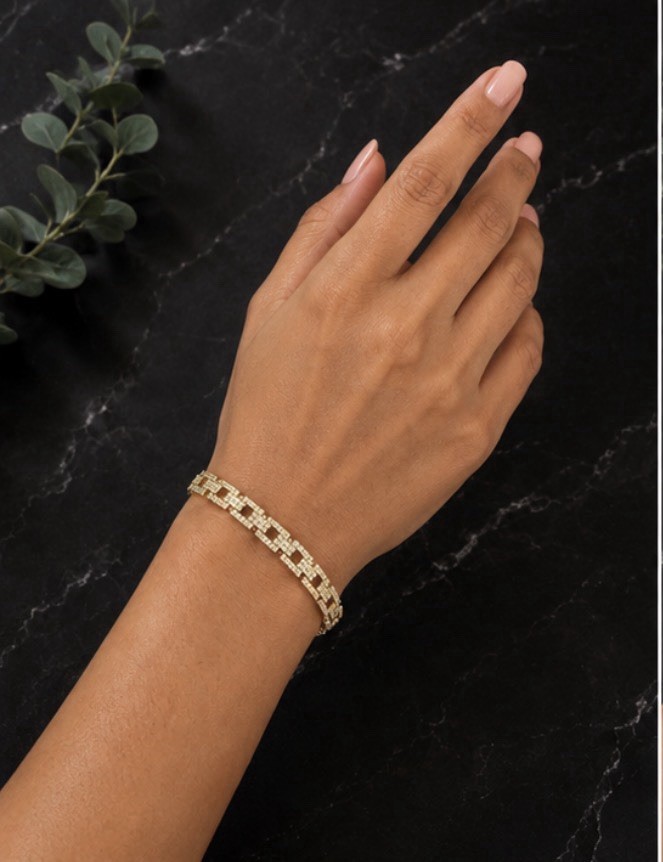 Elegant None tarnished none fade Gold Tone Tennis Bracelet Round Clear zircon