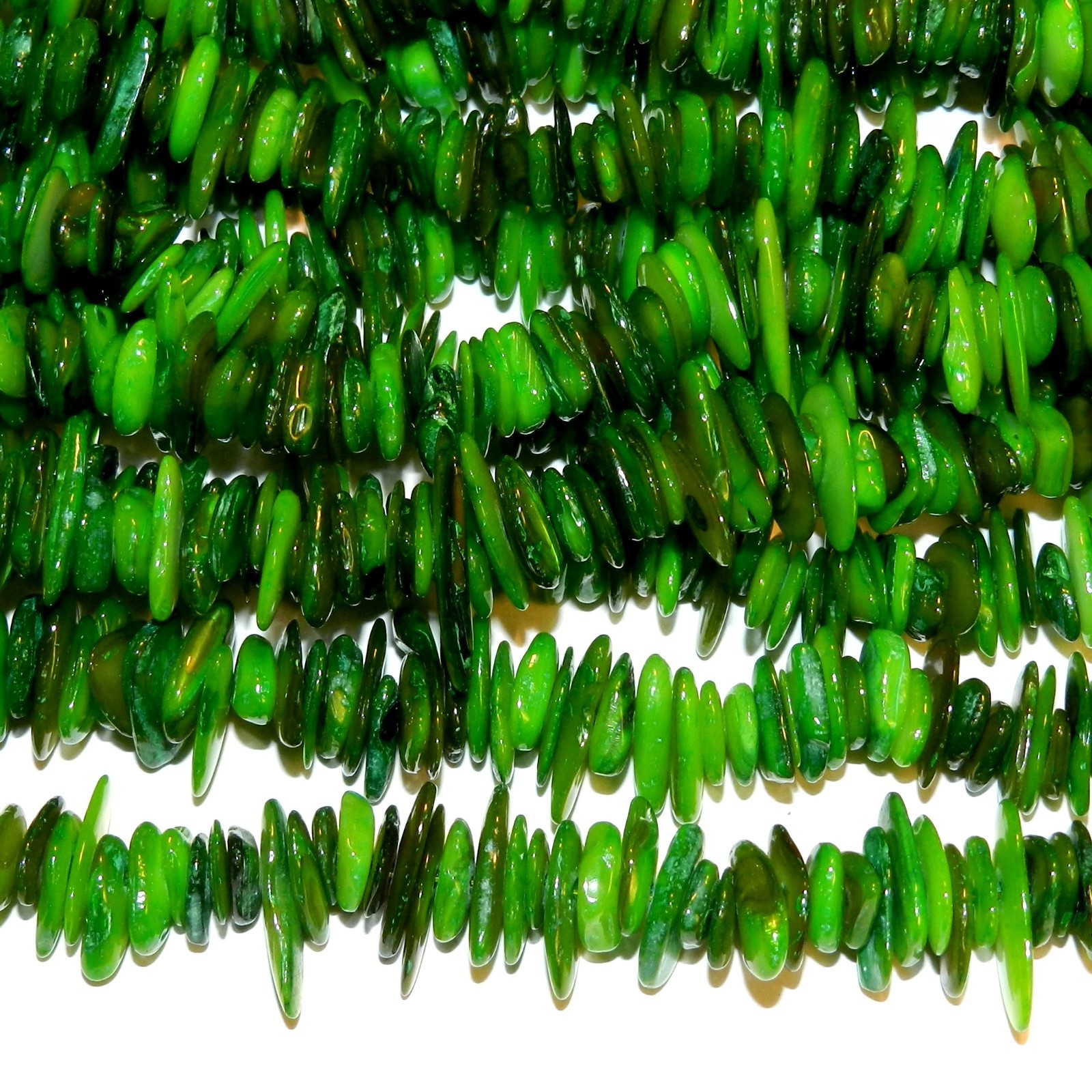 MP2378 Green 8mm – 15mm Flat Chip Mother of Pearl Gemstone Shell Beads 30″