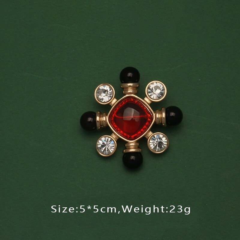 Baroque French Retro Pearl Exquisite Brooch Pin Summer Skirt Party Accessories