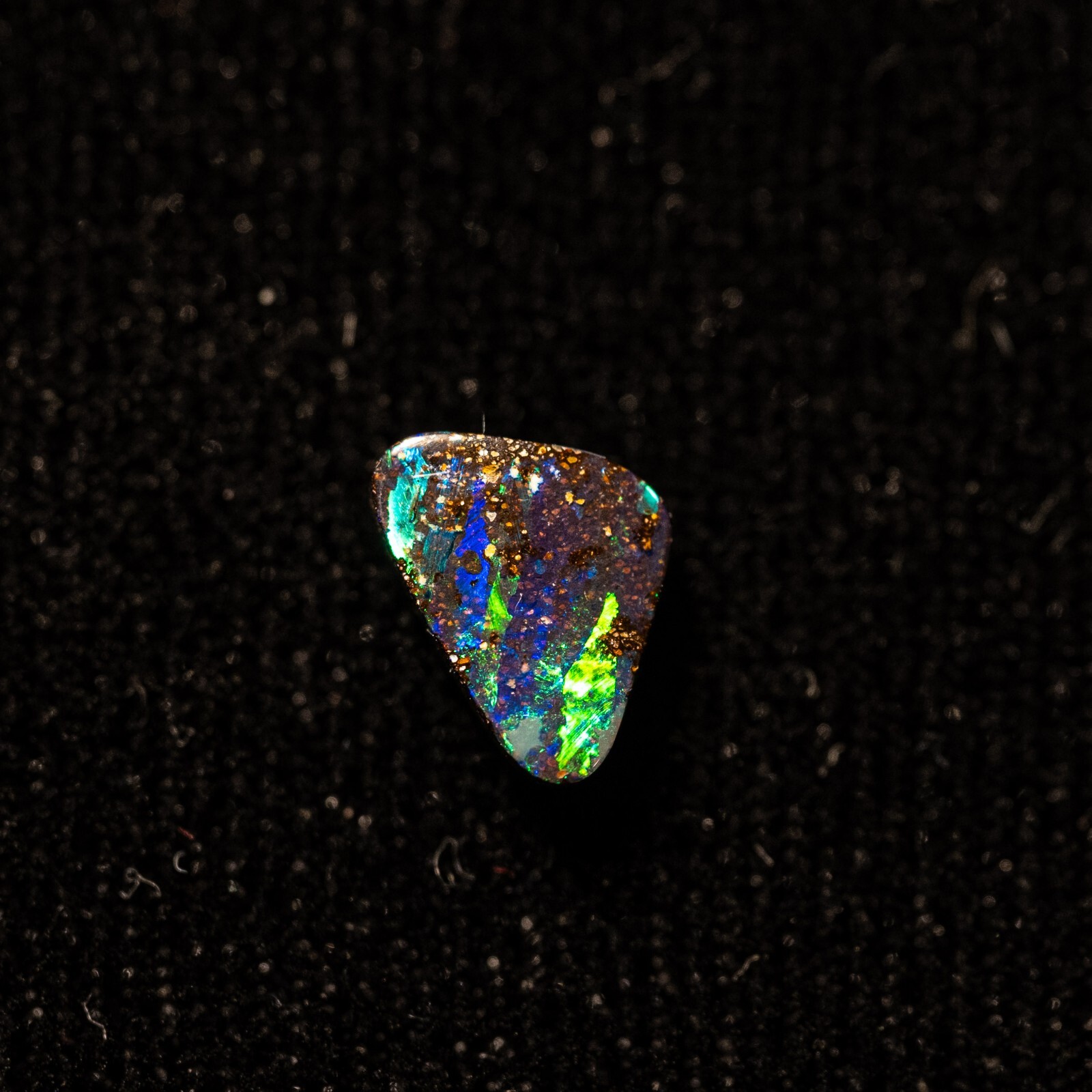 Boulder Opal Stone – Natural Queensland Boulder Opal – SSBOA148