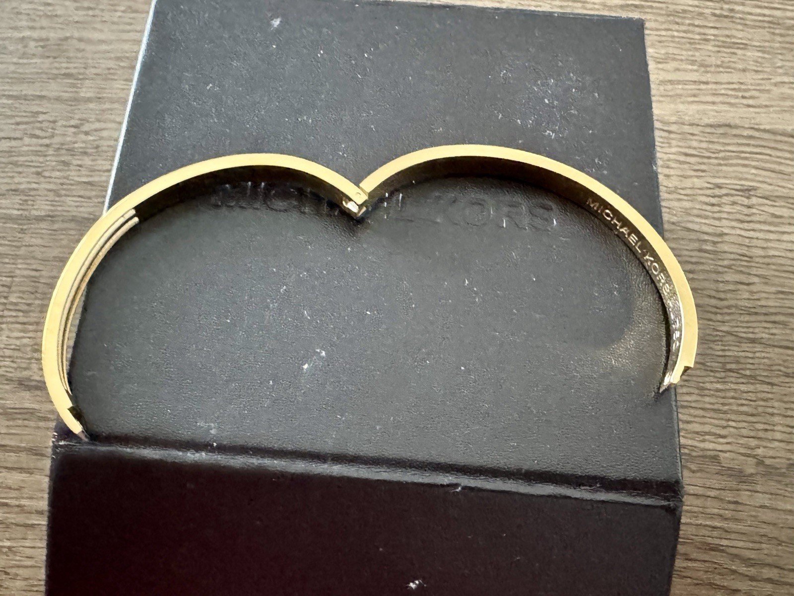 Michael Kors Gold Tone Pavé White Crystal Hinged Bangle Cuff Bracelet AJ750