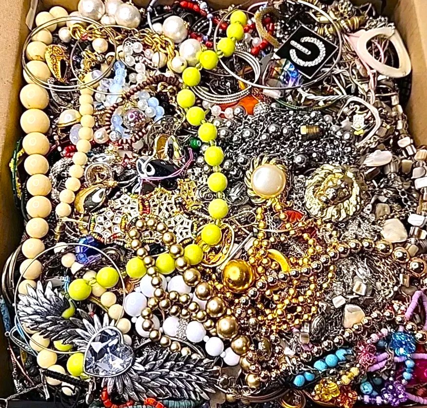 10 Pound Lbs Unsearched Huge Lot Jewelry VTG Vintage Modern Junk & Wear Tangled