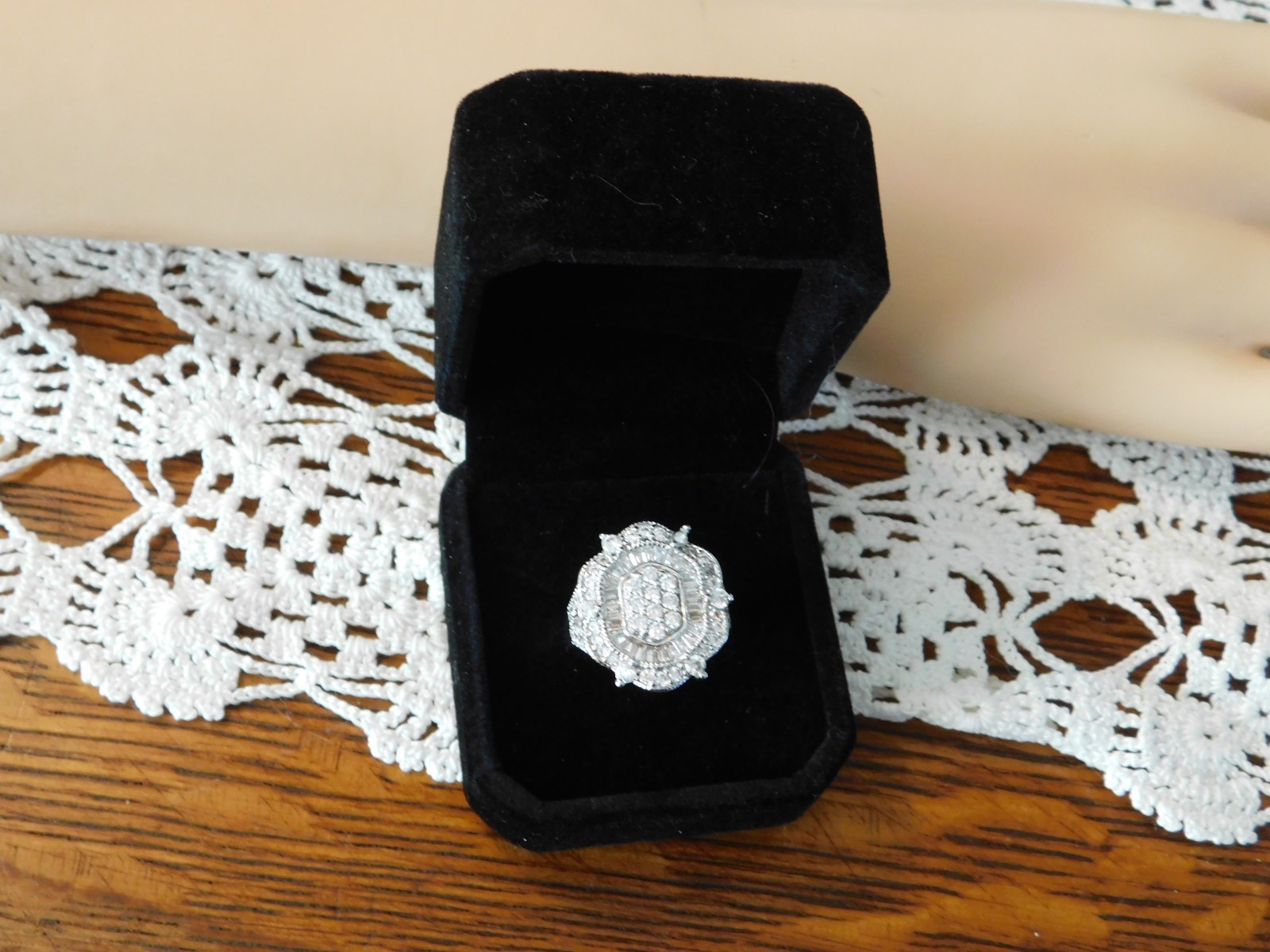 Sterling Silver Cubic Zirconia Statement Ring Size 7 Signed Canada 925