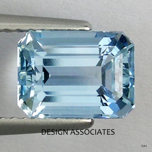AQUAMARINE 7X5 MM EMERALD CUT OUTSTANDING BLUE COLOR EARTH MINED AND TREATED
