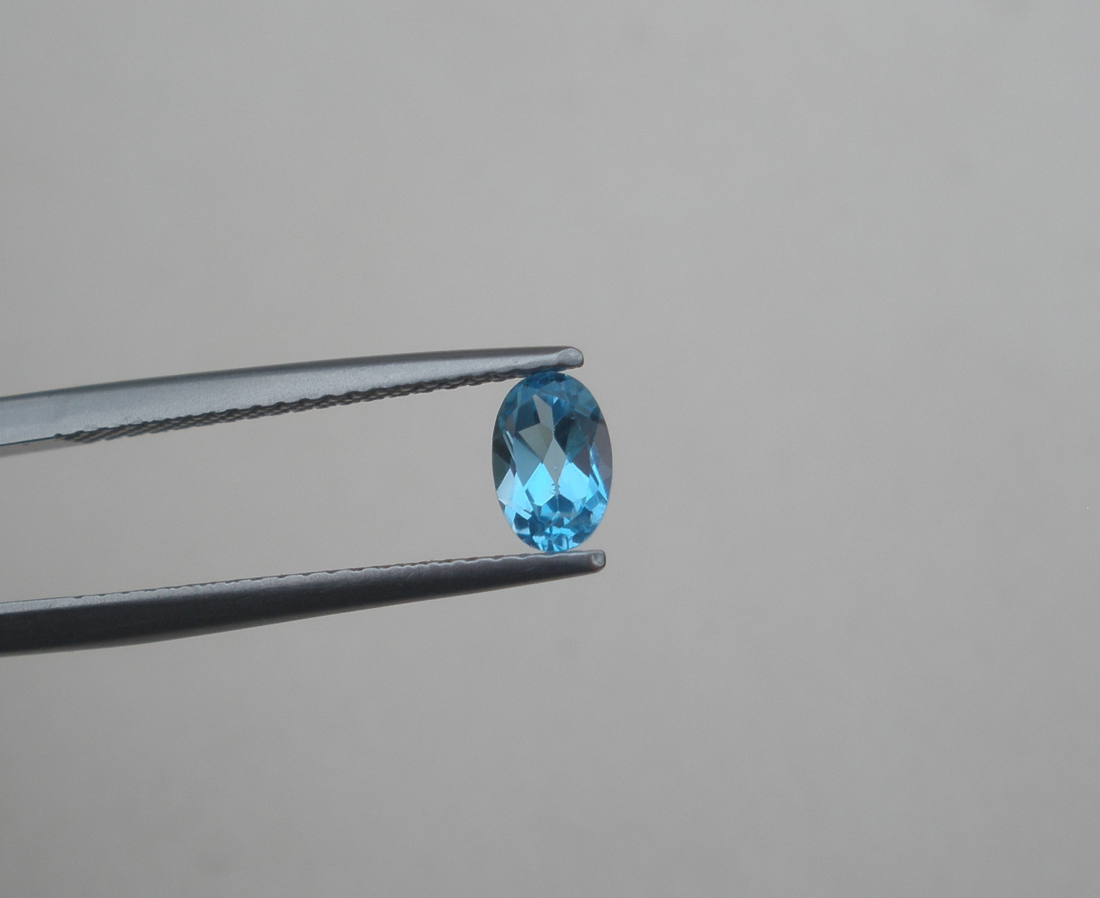 Swiss Blue Topaz Oval Faceted Loose Natural Gem 6x4mm