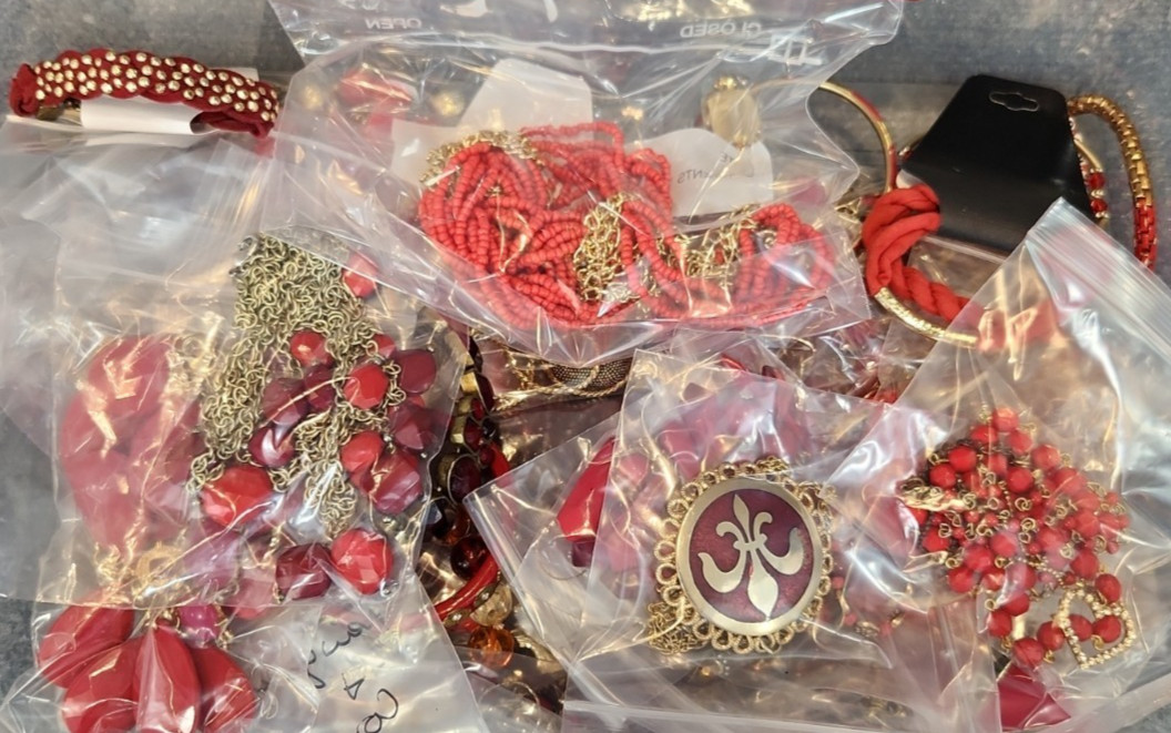 Jewelry Wearable Red & Gold Tone Collection 5 Lbs Lot #704 See Description