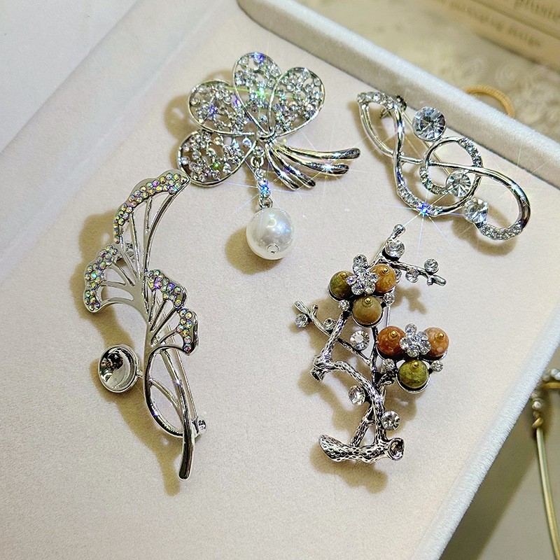 wholesale 20pcs Mix Design Vintage Brooch Pins Lot Enamel Crystal Pearl Resale
