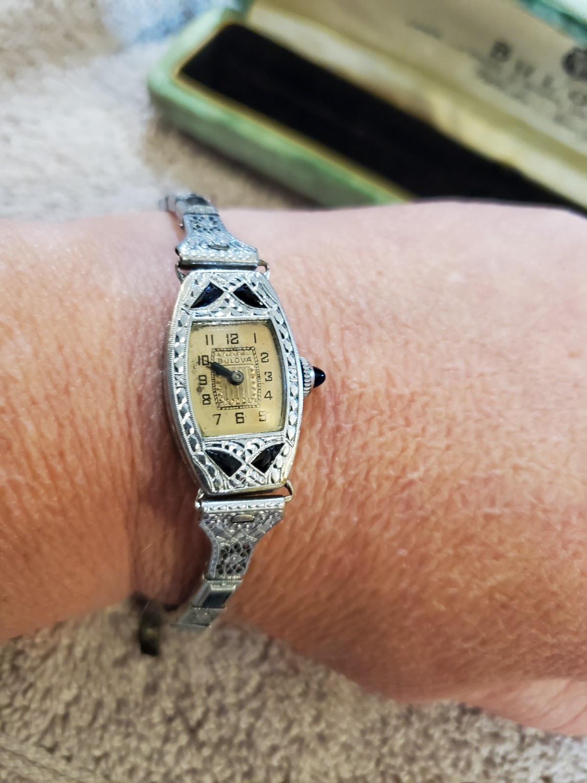 *Bulova Women’ Watch Marked June 10, 1924 W/ 750 Marking *SEE DESCRIPTION