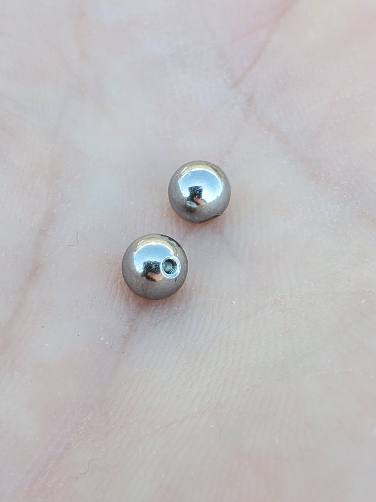 2 Surgical Steel High Polish 18g 16g 14g Externally Threaded Replacement