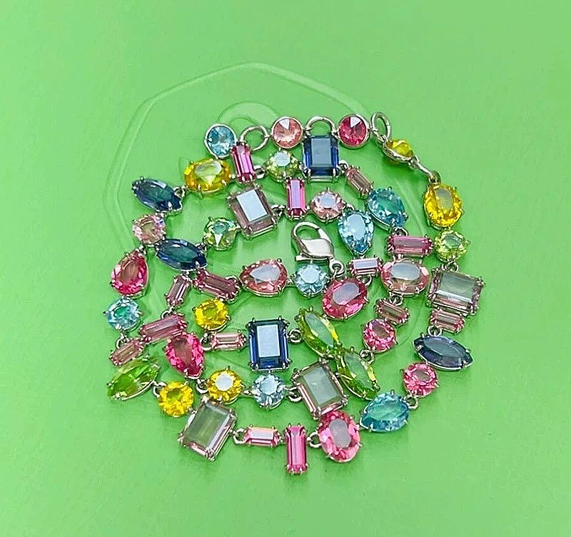 Swarovski Gema Radiant Dopamine Jewelry Candy Necklace