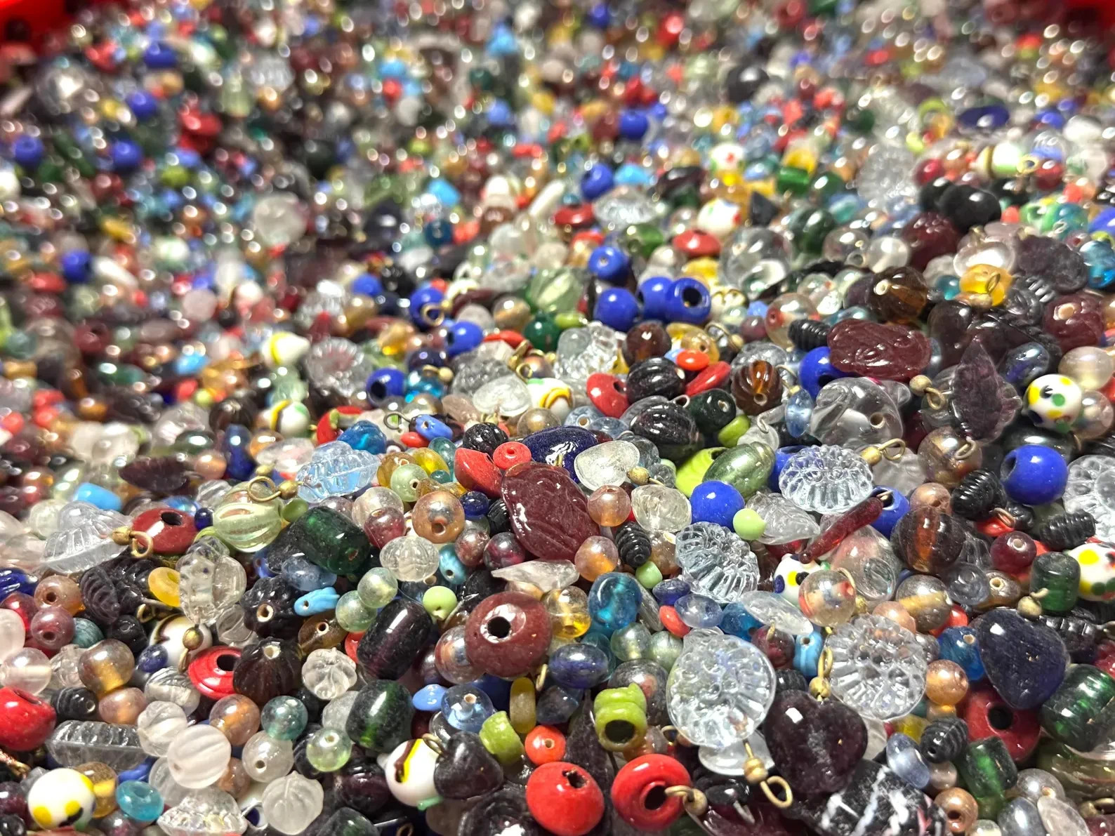 EVERYTHING Mix 2 lb. Vintage India Glass Beads Lot Crafts Jewelry Bulk Estate