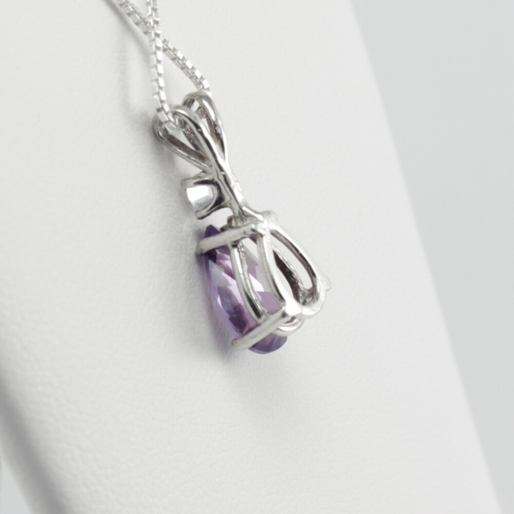 Color-Changing Alexandrite Necklace Sterling Silver 925 / Lab-Created