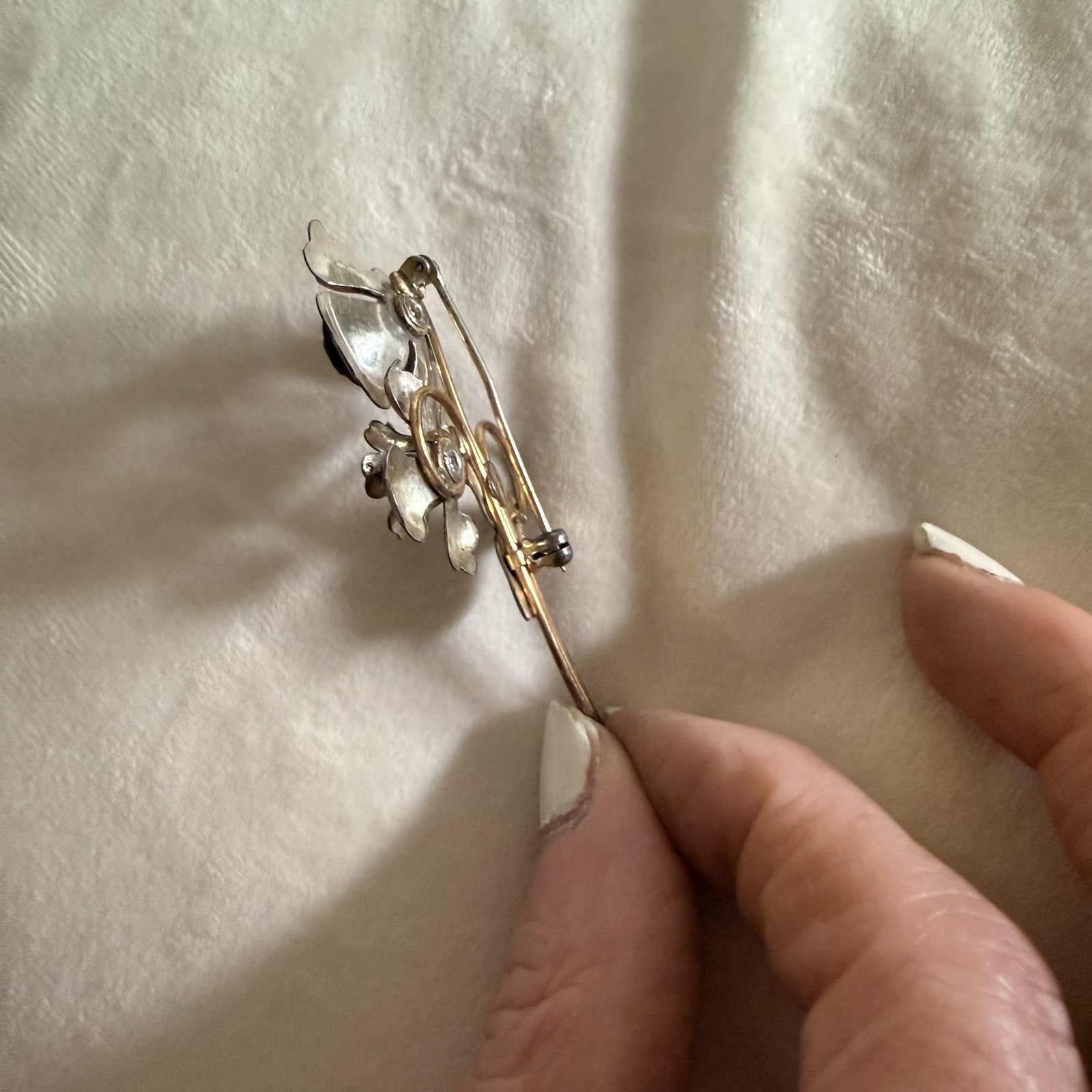 Harry Iskin Vintage Flower Brooch Pin 10K Gold Filled