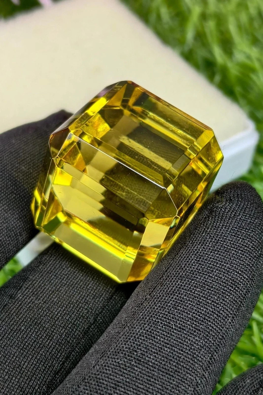 50 Ct Natural Yellow Sapphire Cube Cut Certified Loose Gemstone