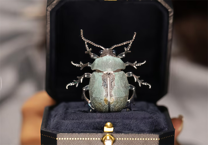 High quality Blue Beetle Insect Brooch, Original Design Enamel Beetle Brooch