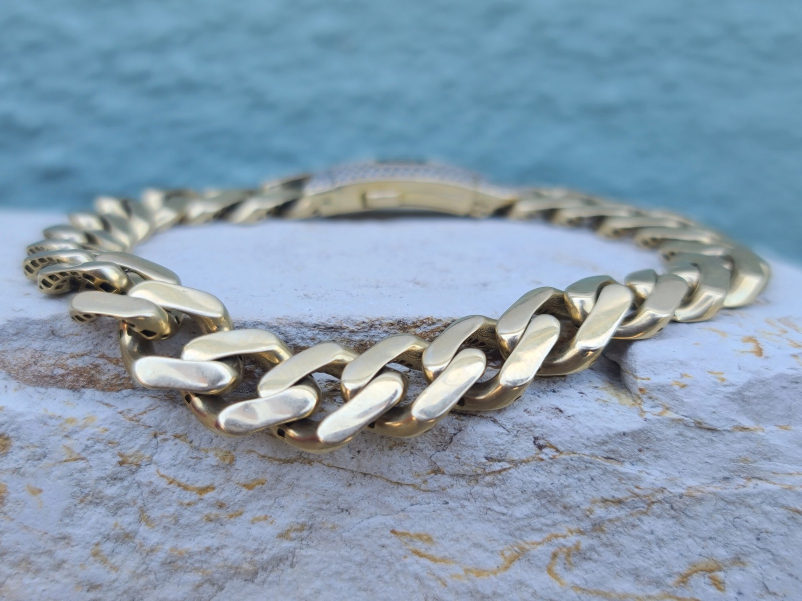 14k Solid Yellow Gold Miami Cuban Bracelet size 8″ Signed Monaco Classic 15.6gr