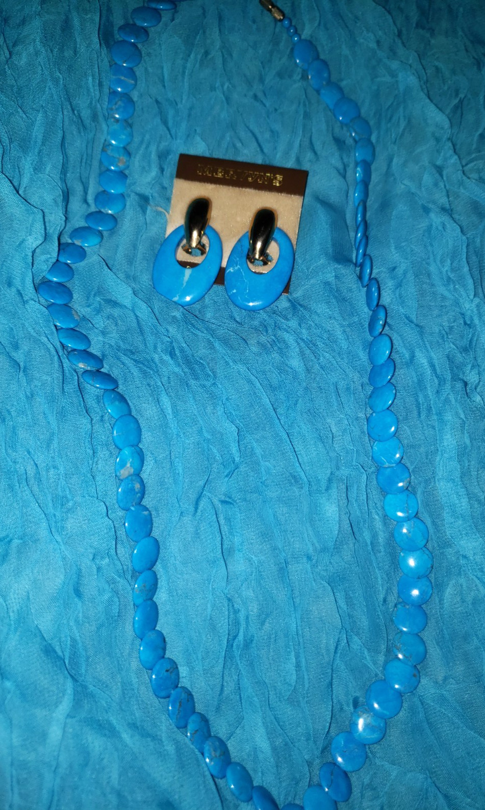 Lovely Vintage Mervyn’s Blue Dyed Howlite Set. Earrings 14kt Gold Filled Posts.