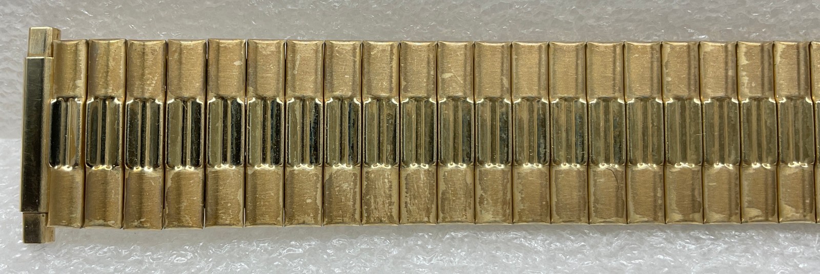 Vintage GTE 10k Gold Emblem Speidel Stretch Gold Tone Watch Band
