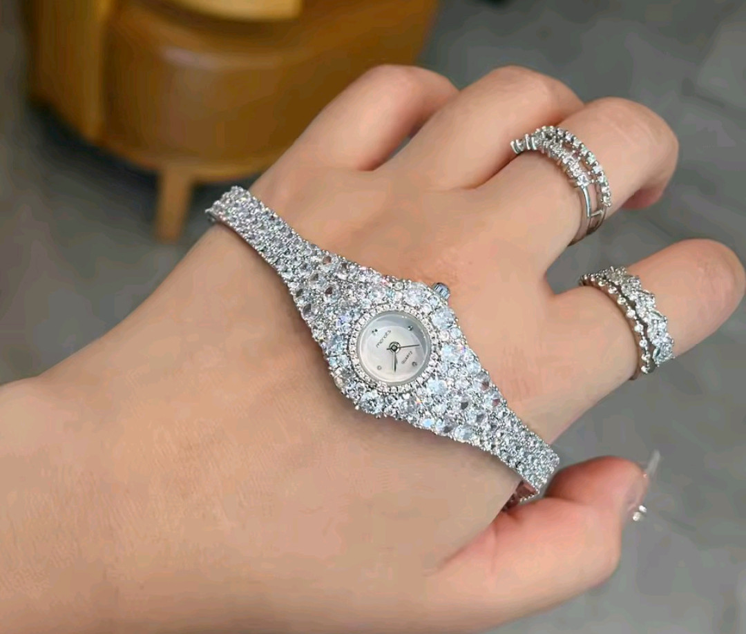 Beautiful Elegant Full Zircon White Luxury Watch for Women Bling Bling