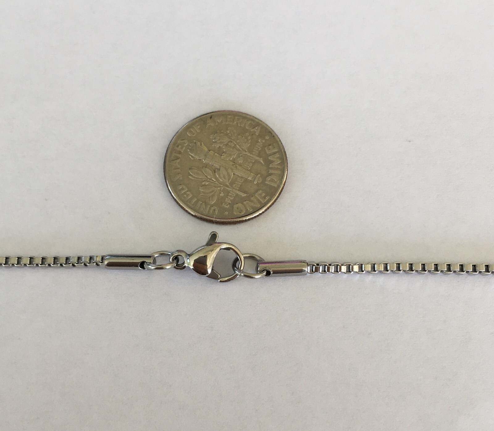 1.5mm Box Chain 316L stainless steel sizes 16, 18, 20, 22, 24, 30″ (Brand new)