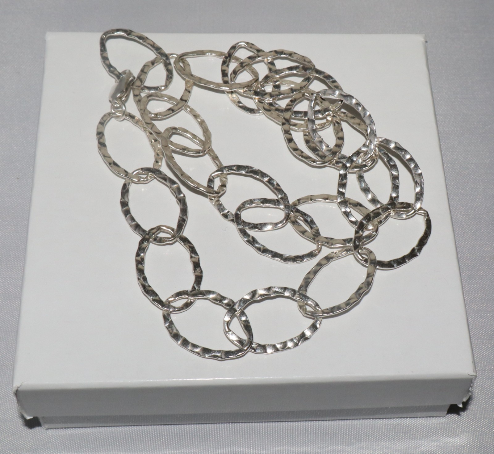 Vintage Sterling Silver Hammered Oval Link Necklace 17 inches 15 grams