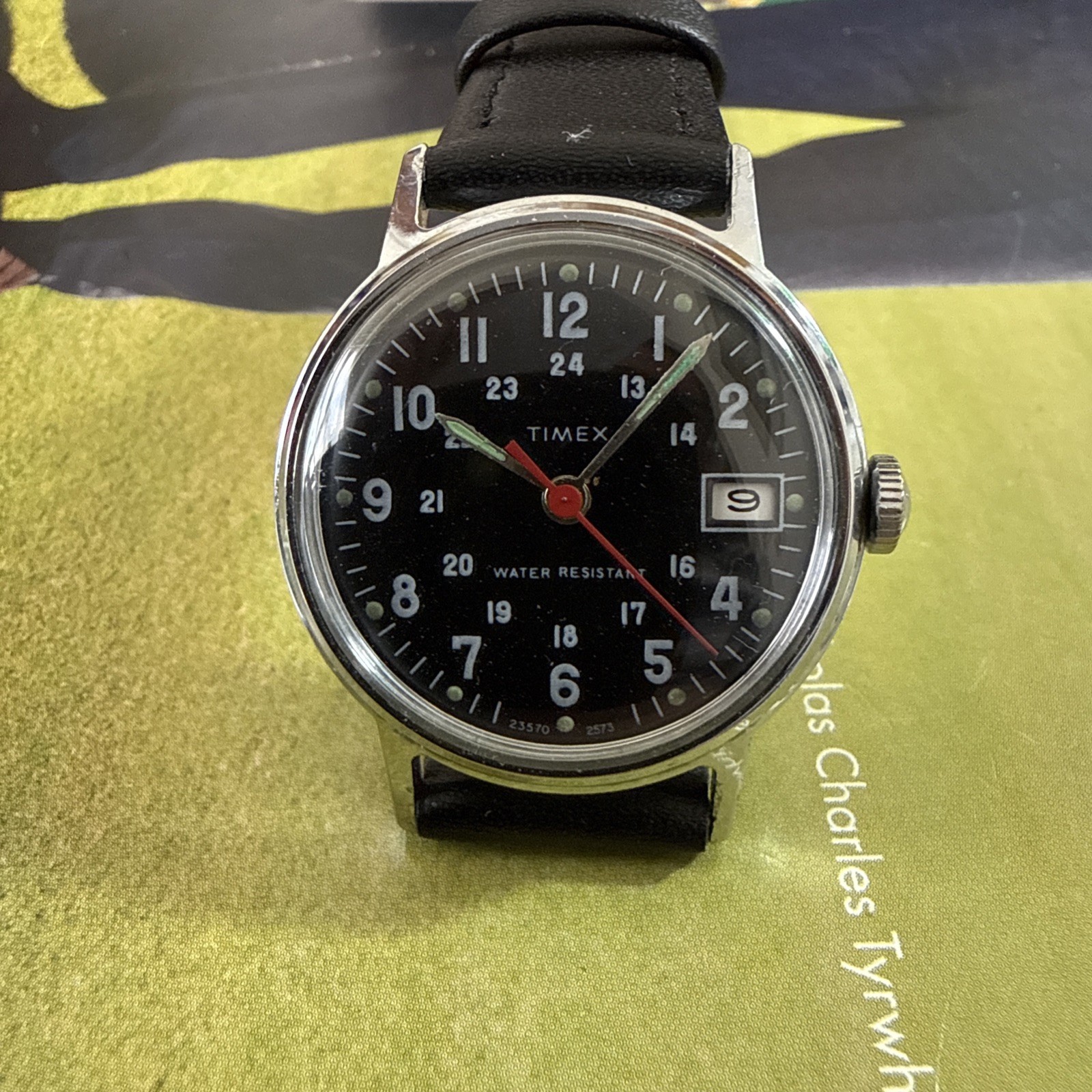 VINTAGE TIMEX MILITARY MEN WRISWATCH MADE IN GREAT BRITAIN 1973