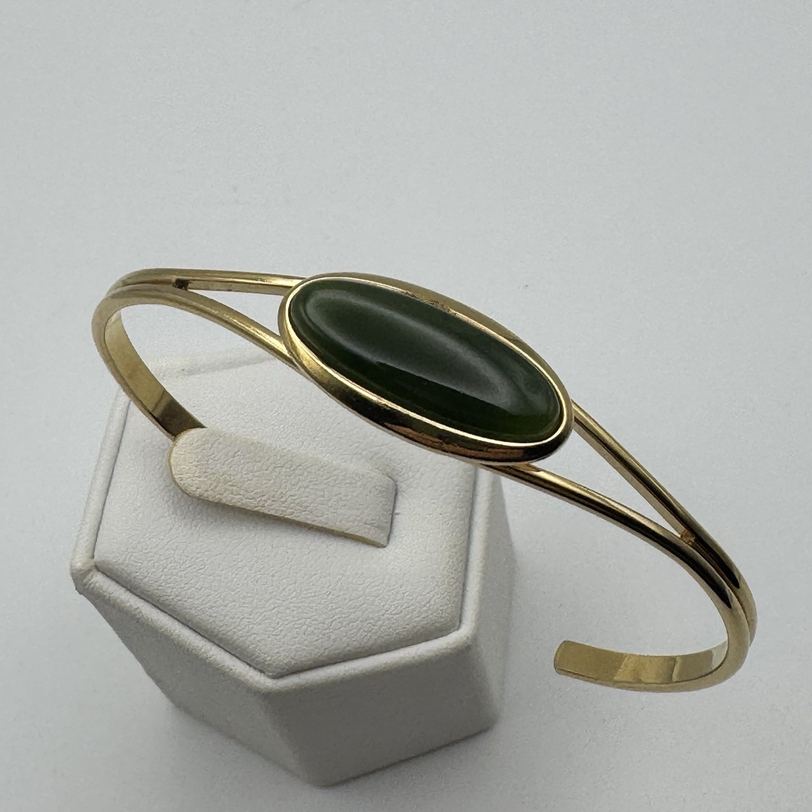 Goldtone Metal Green Bead Bangle Open Back Cuff Bracelet.