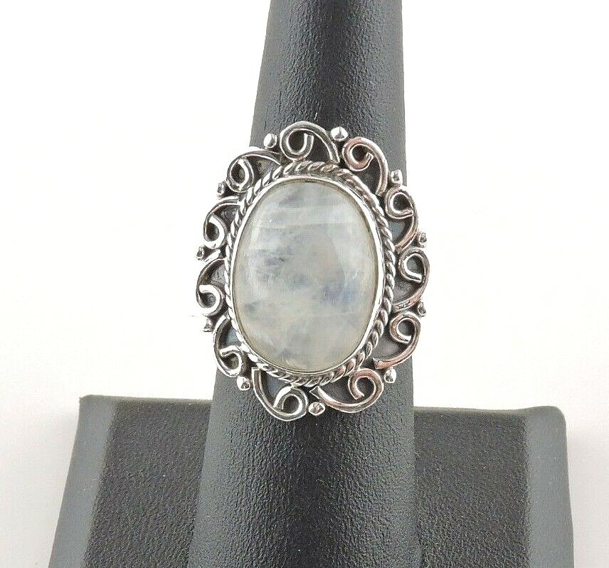 Sterling Silver 14 ct Oval Moonstone Ring