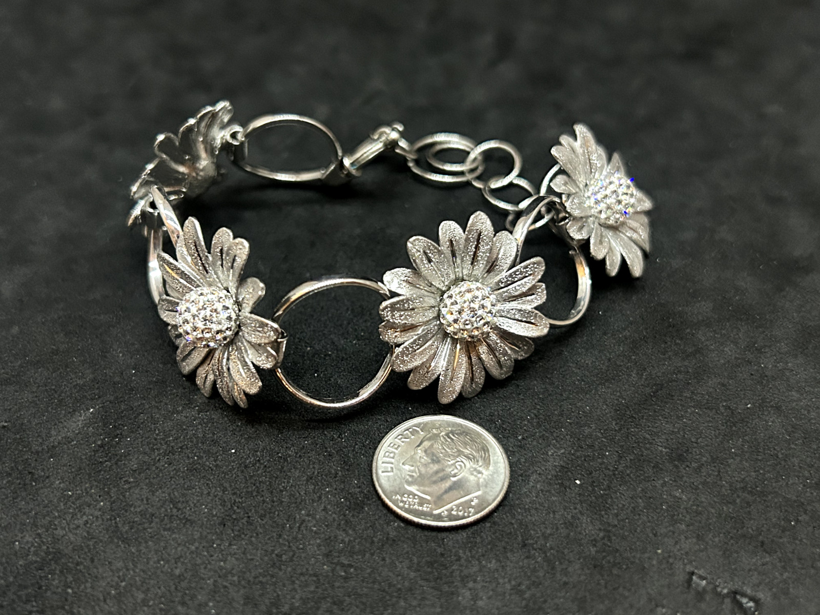 925 Sterling Daisy Chain Bracelet 24mm 6-8in – 23.89g