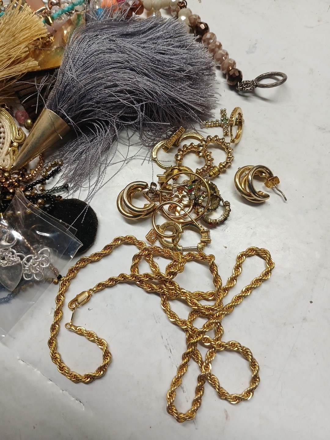 9.5Lbs Wearable Vintage Jewelry Huge lot Costume And More Unsearched Tangled