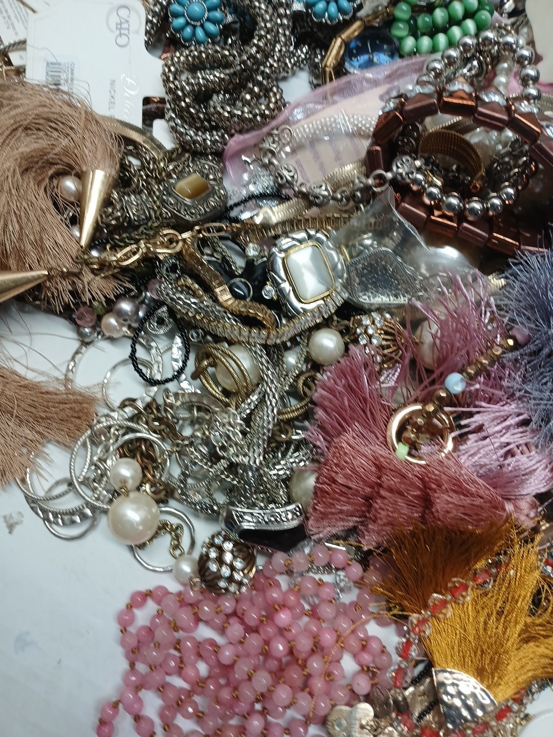 9.5Lbs Wearable Vintage Jewelry Huge lot Costume And More Unsearched Tangled